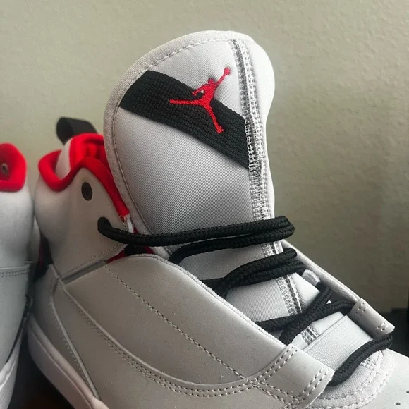 Brand New NIKE AIR JORDAN fadeaway ‘wolf grey’ - Picture 12 of 14